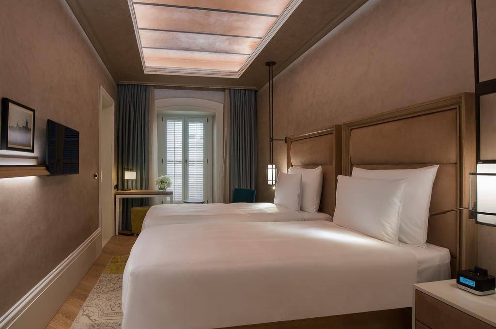 10 Karaköy İstanbul, İstanbul, Karaköy, 26080