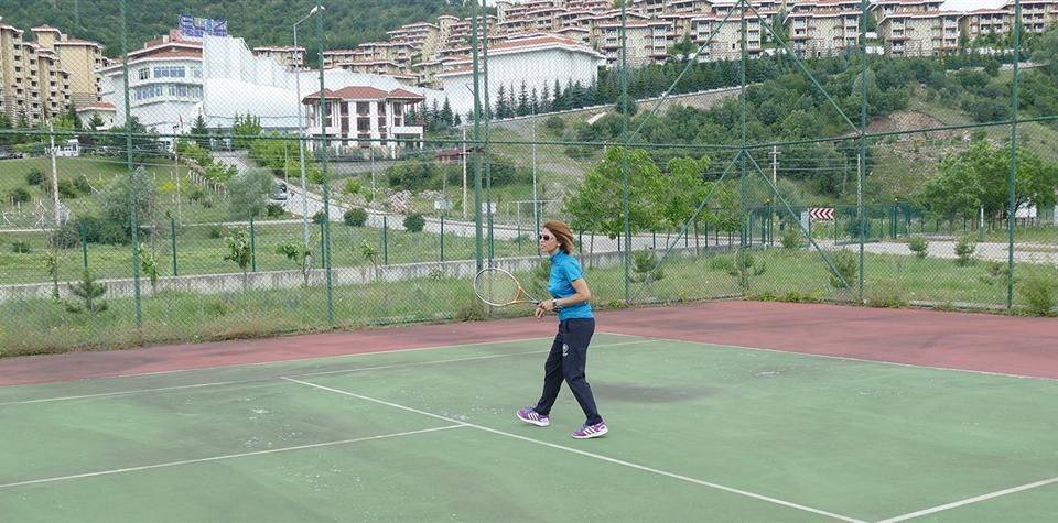 Tenis Kortu
