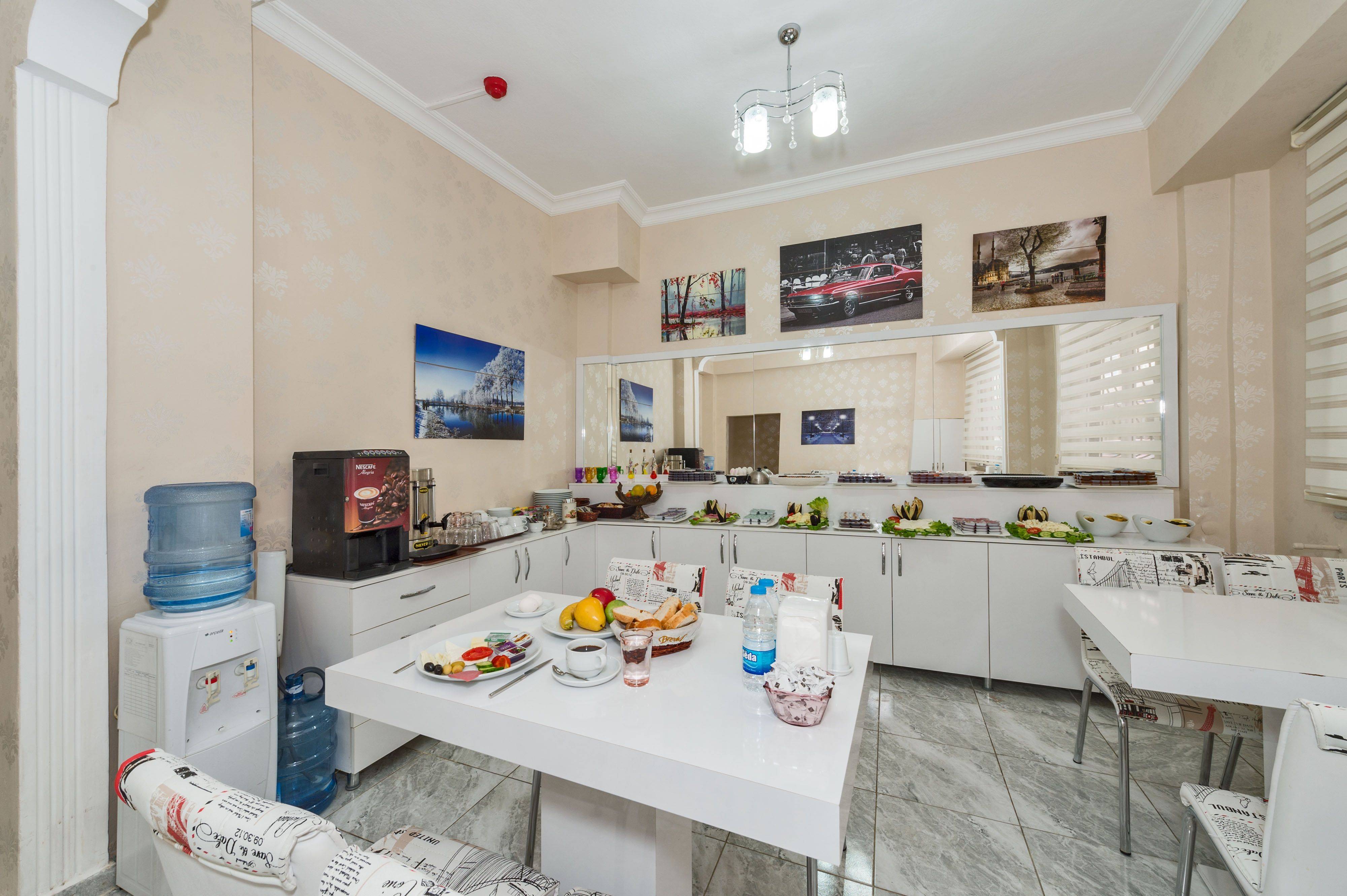 Orange Airport Hostel, İstanbul, Bahçelievler, 25169